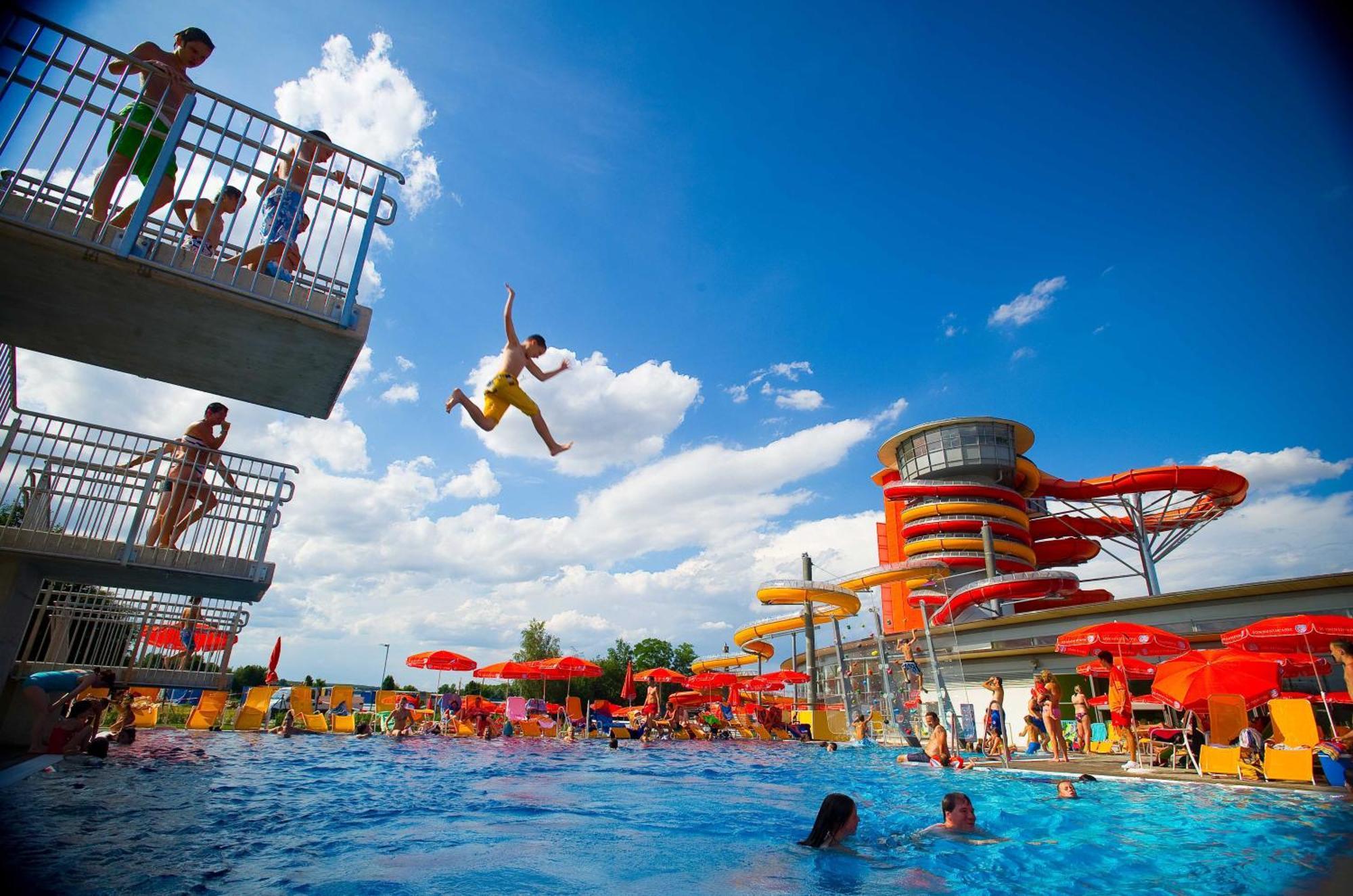 Pension Sonnengarten & Therme Included - Auch Am An- & Abreisetag! Lutzmannsburg Εξωτερικό φωτογραφία